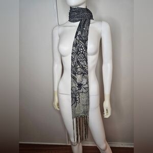 Vintage Chiffon Blk, Grey, And Silver Rectangle Fringe Scarf With Glitter